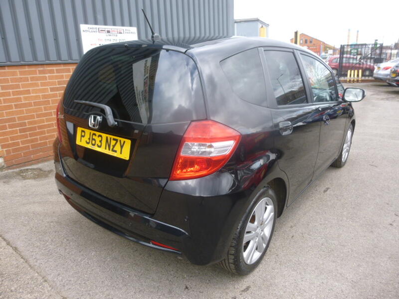 HONDA JAZZ