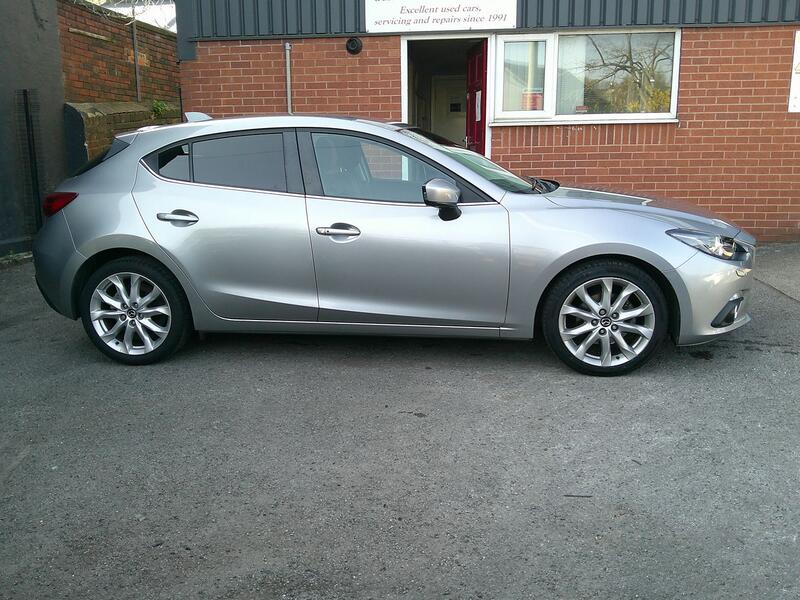 MAZDA MAZDA3