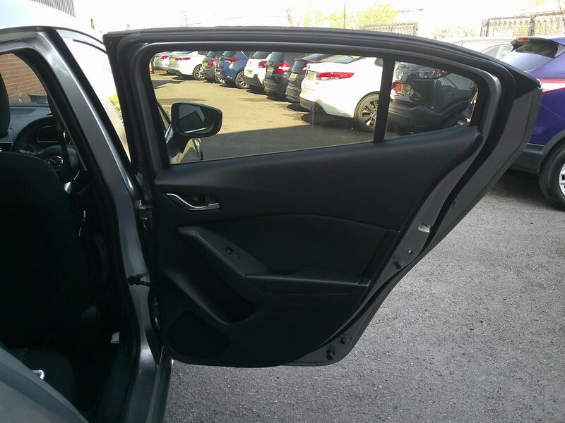 MAZDA MAZDA3