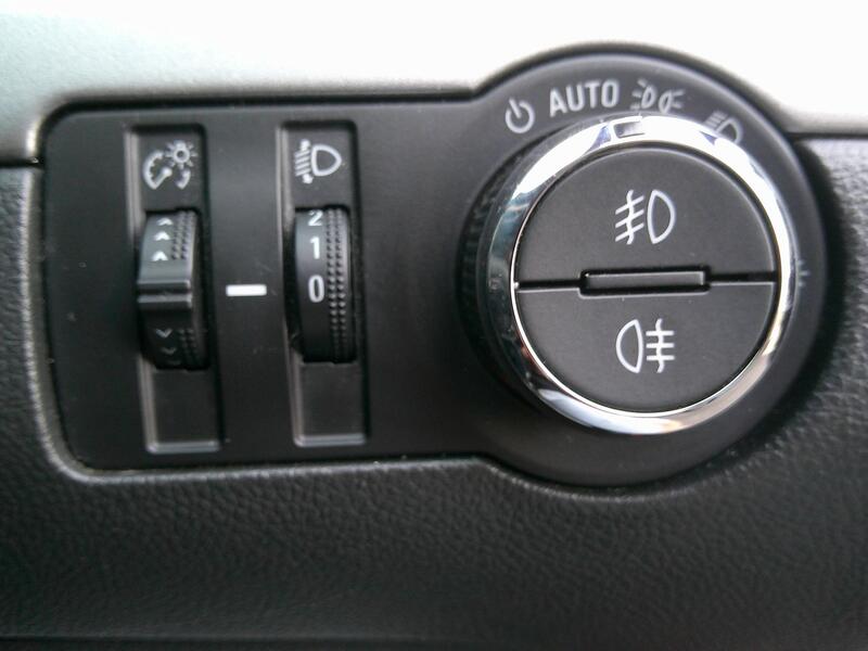 VAUXHALL MOKKA