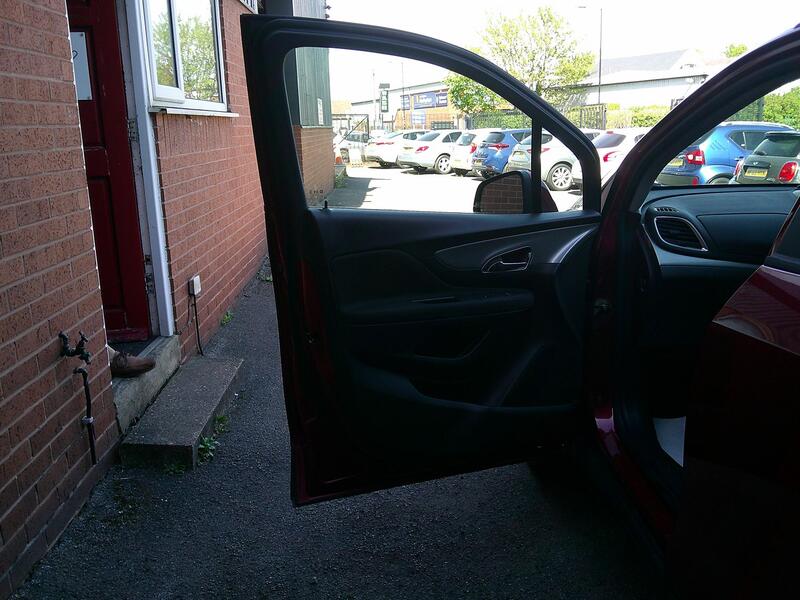 VAUXHALL MOKKA