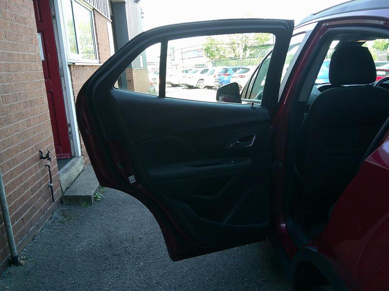 VAUXHALL MOKKA