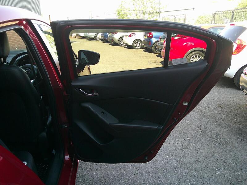 MAZDA MAZDA3