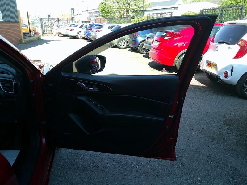 MAZDA MAZDA3