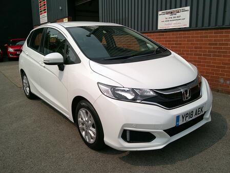 HONDA JAZZ 1.3 i-VTEC SE Navi