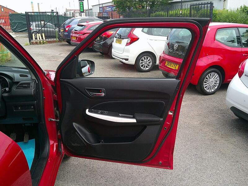 SUZUKI SWIFT