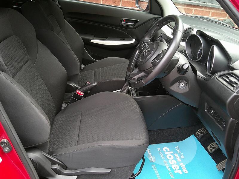 SUZUKI SWIFT
