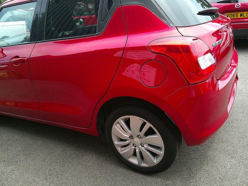 SUZUKI SWIFT
