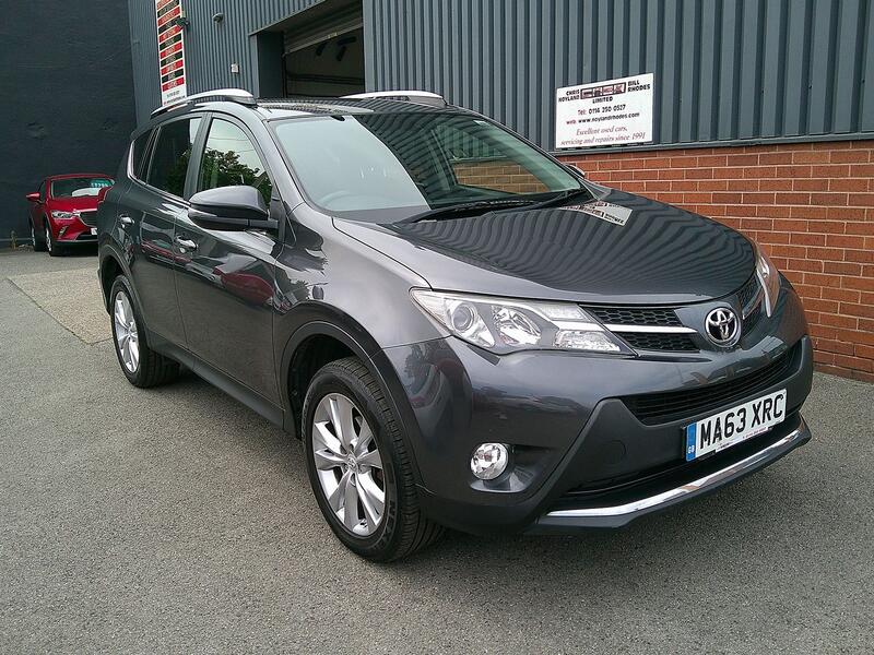 TOYOTA RAV4 2.2 D-4D Invincible